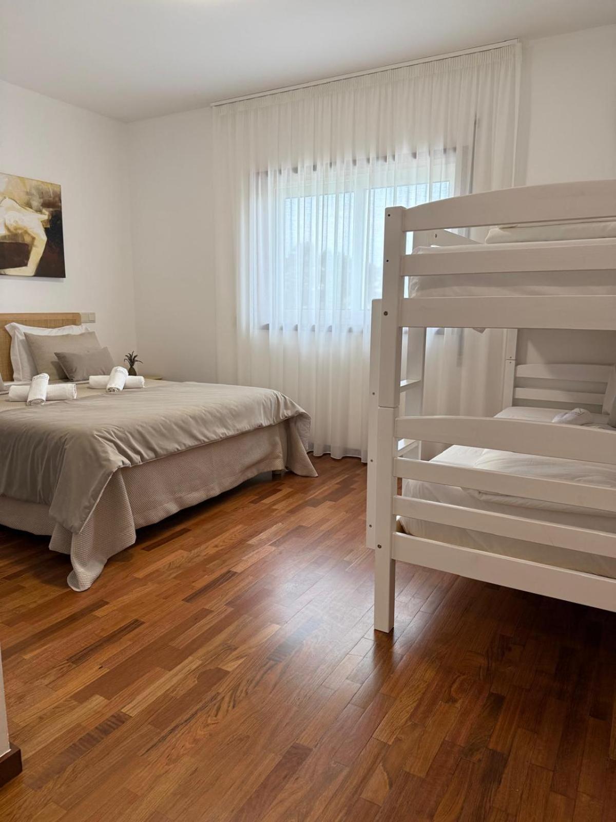 Guest House Mj Повуа-де-Варзін Екстер'єр фото
