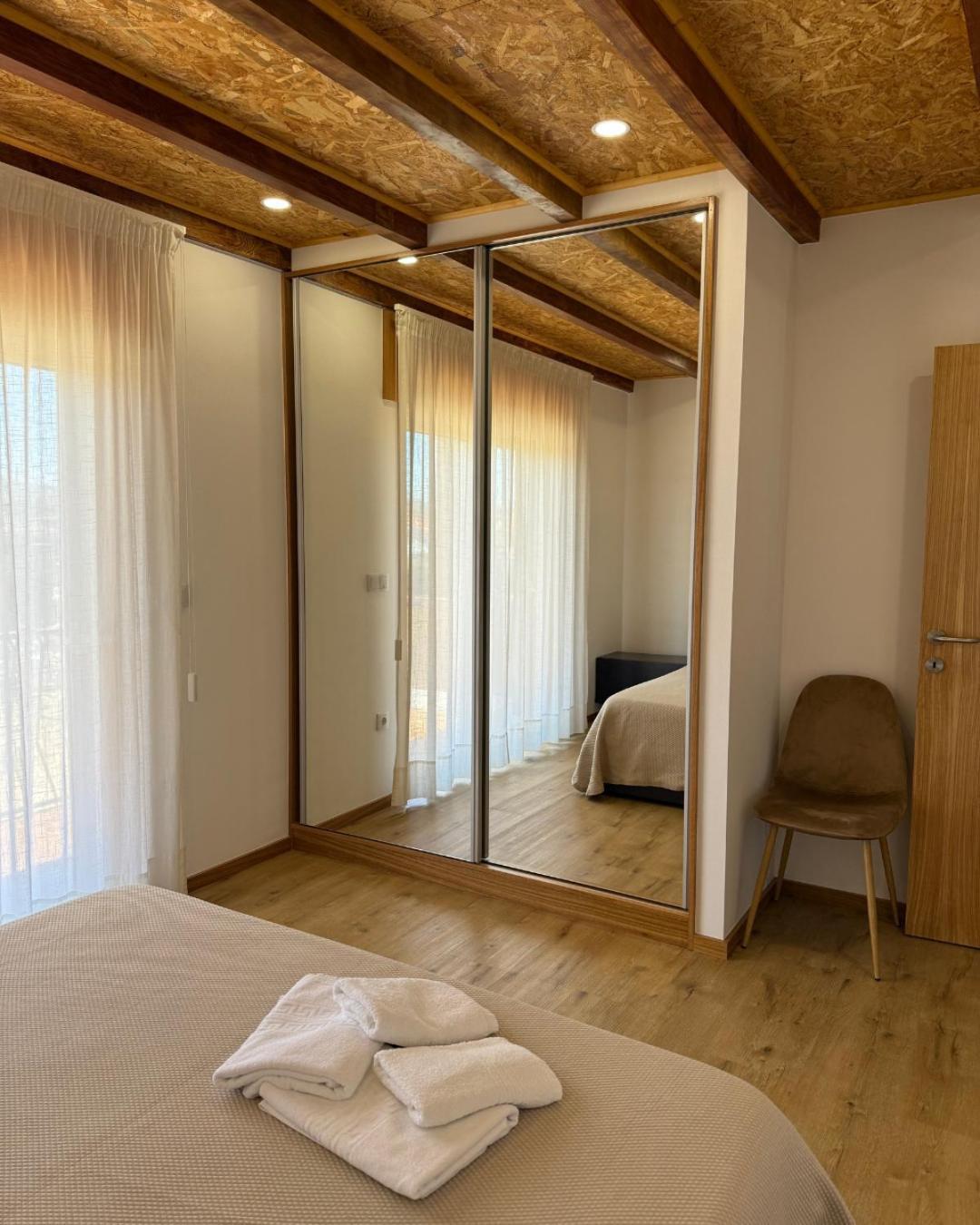 Guest House Mj Повуа-де-Варзін Екстер'єр фото