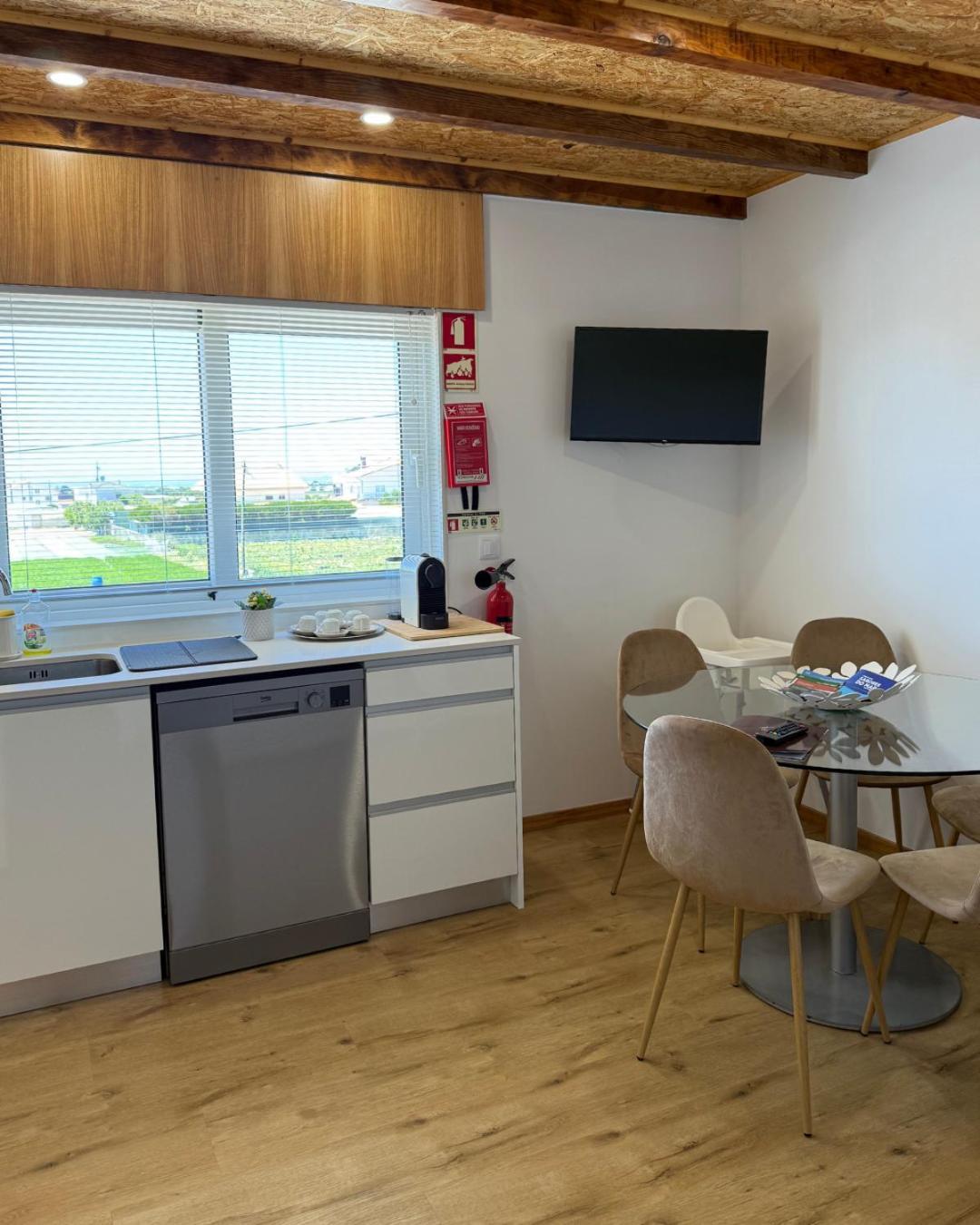 Guest House Mj Повуа-де-Варзін Екстер'єр фото